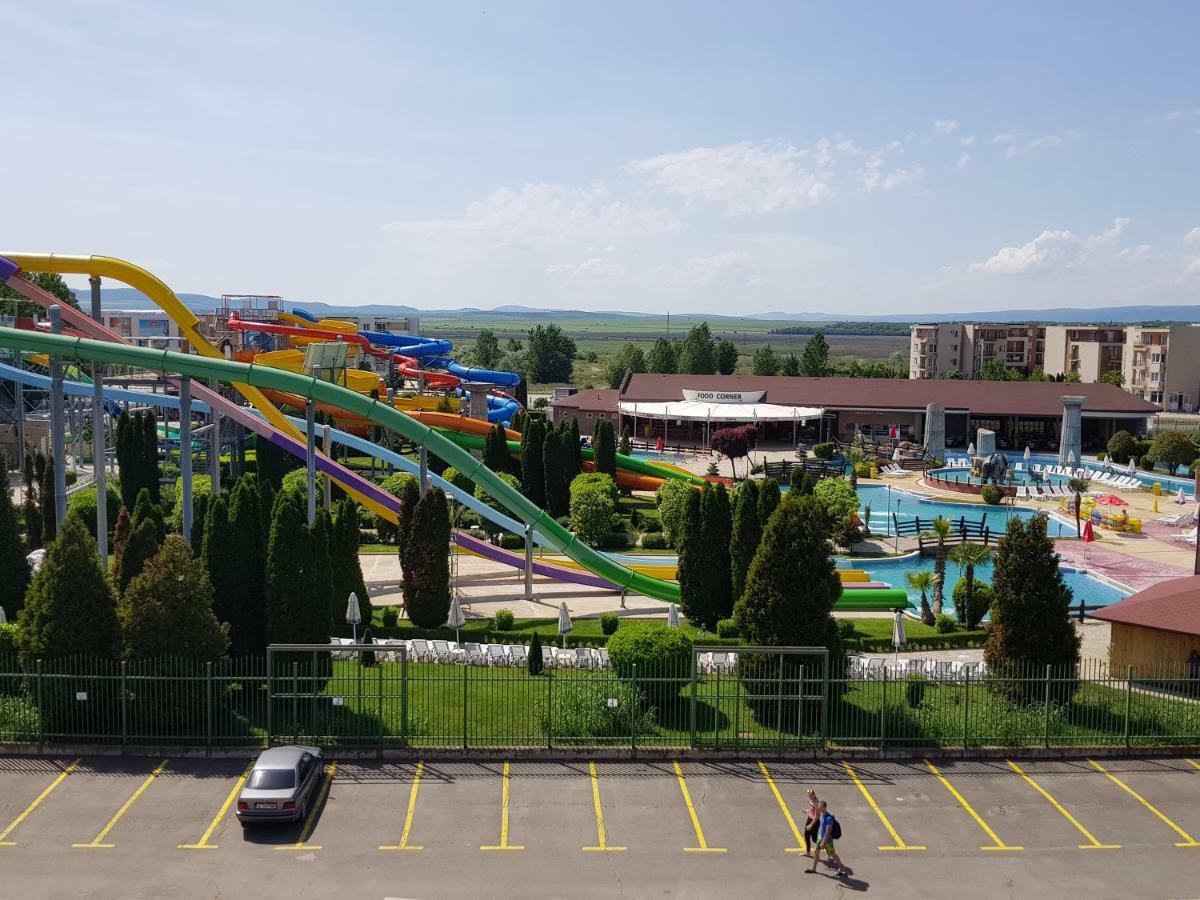 Aquapark Apartment Słoneczny Brzeg Zewnętrze zdjęcie